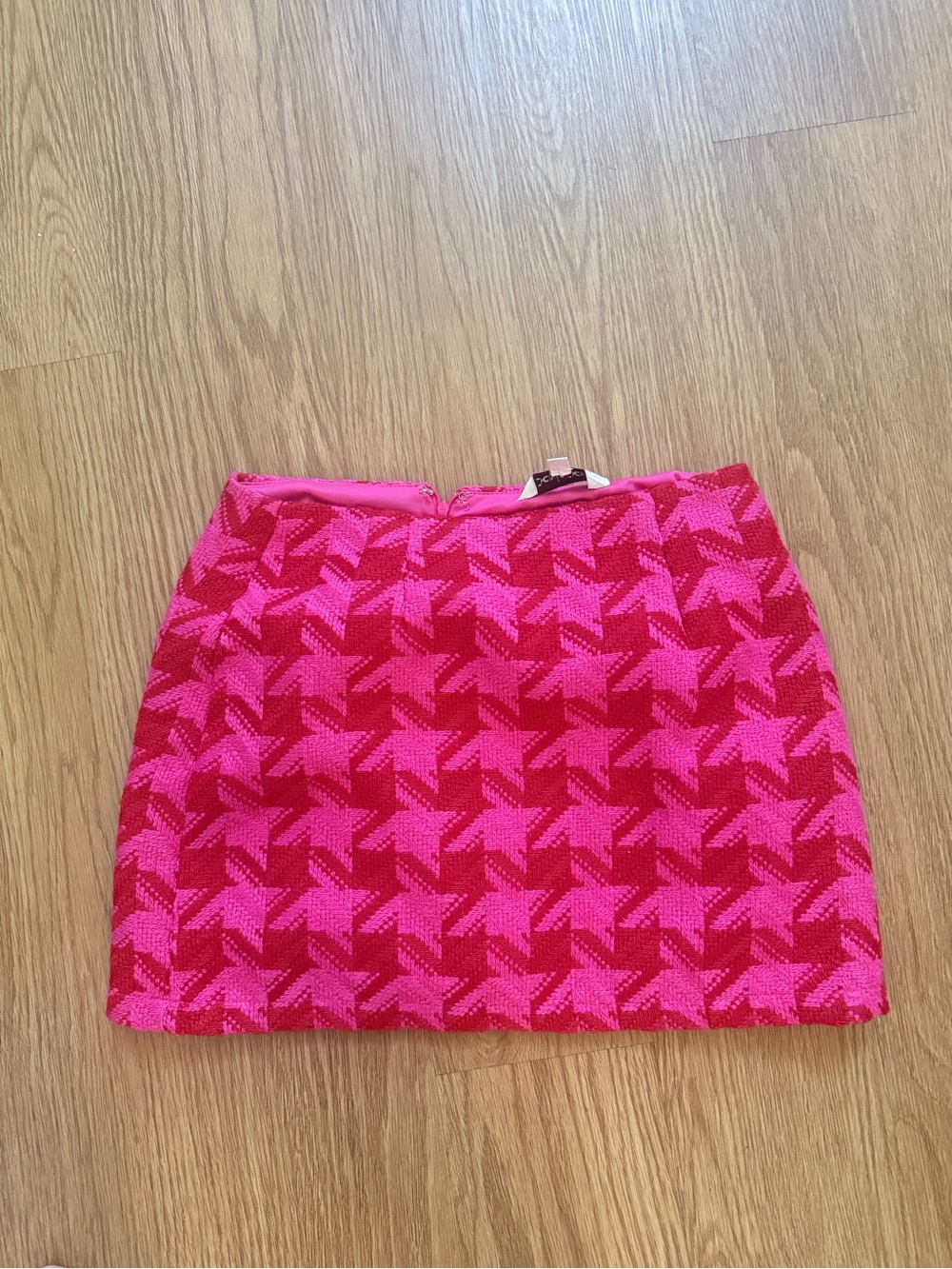 Vici Pink and Red Houndstooth Knit Mini Skirt